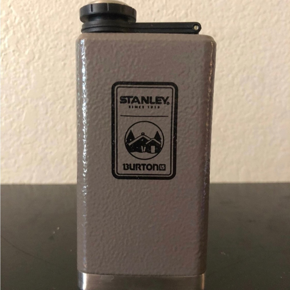 Stanley Adventure Pre-party “Burton” flask 8oz.